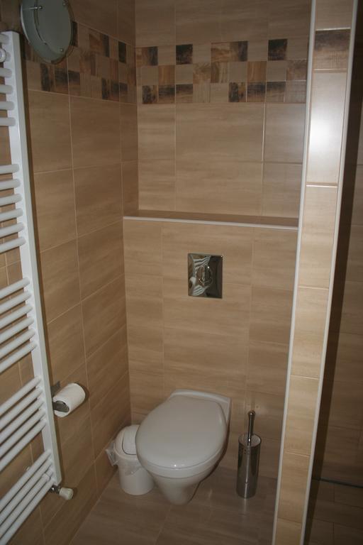 Malomko Apartman Zsira Exterior foto