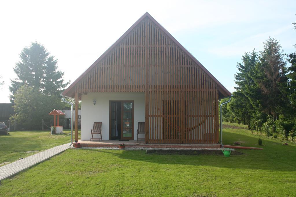 Malomko Apartman Zsira Exterior foto