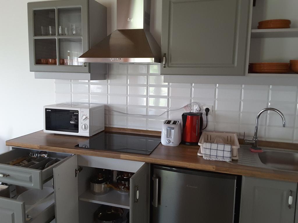 Malomko Apartman Zsira Exterior foto